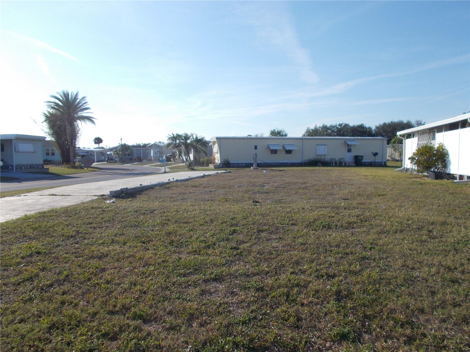 6581 CENTER LN, NORTH PORT, FL — photo 8