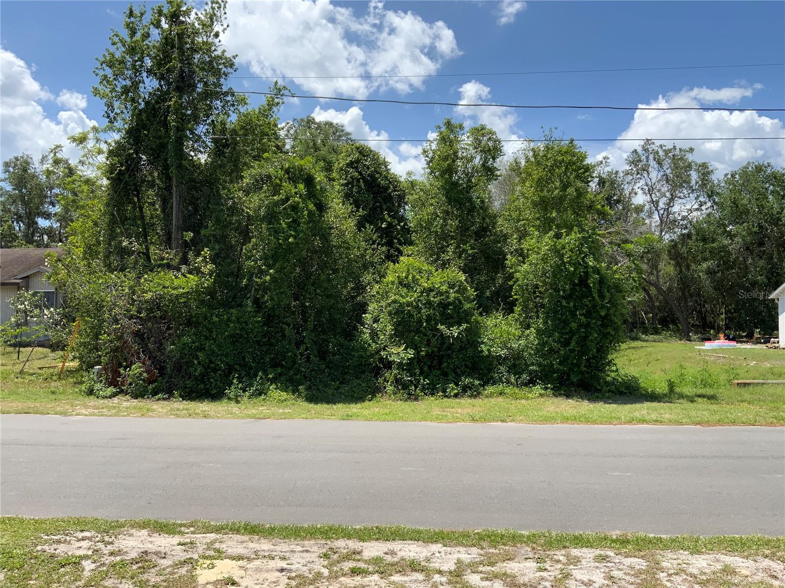 2883 STATEN DR, DELTONA, FL — photo 2