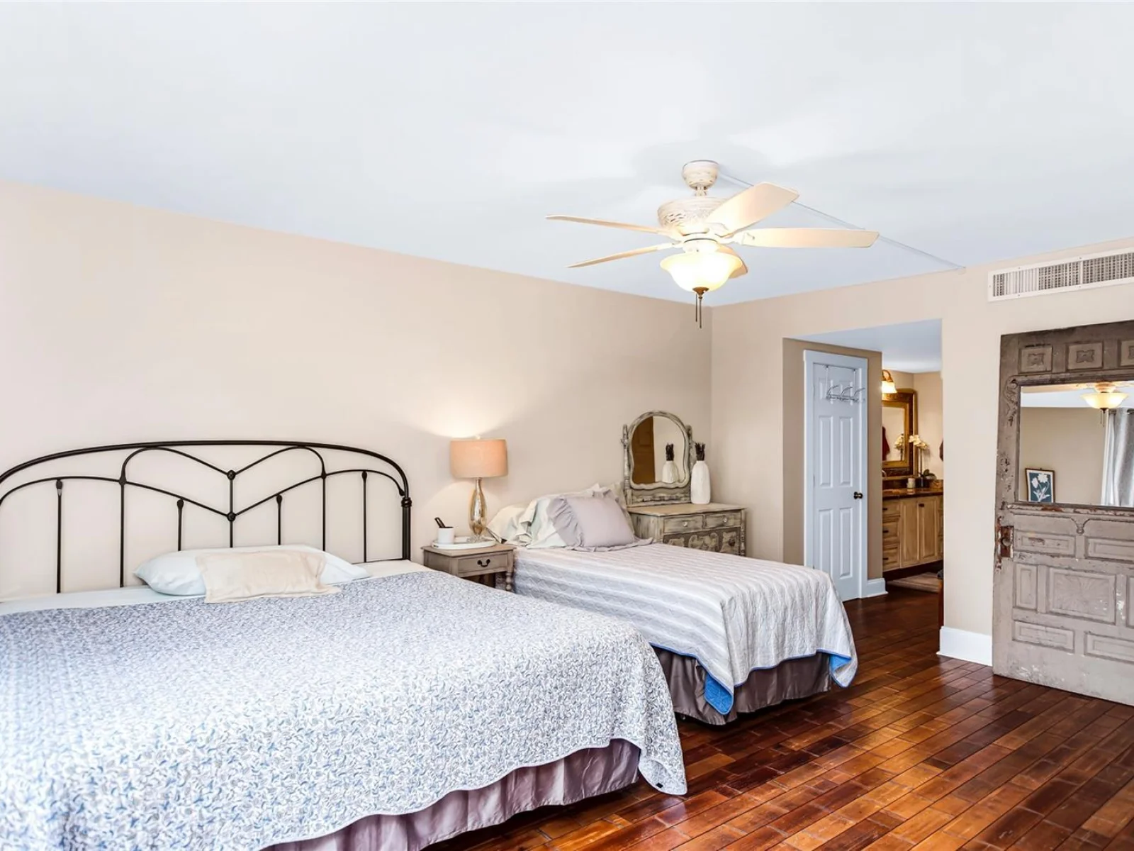1212 BENJAMIN FRANKLIN DR #303, SARASOTA, FL — photo 6