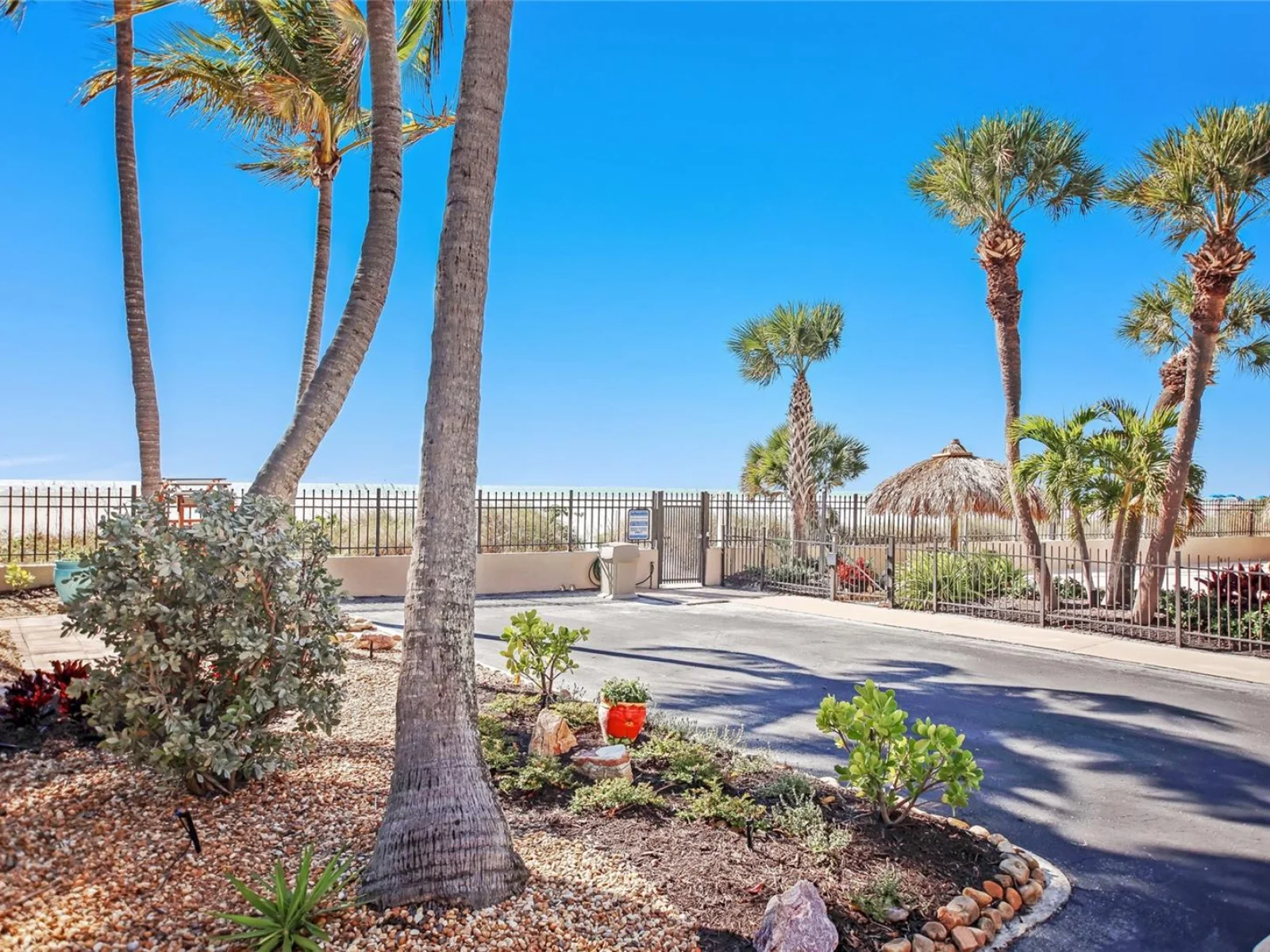 1212 BENJAMIN FRANKLIN DR #303, SARASOTA, FL — photo 31