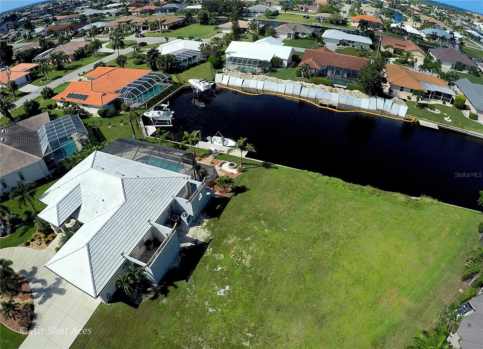 631 COMO CT, PUNTA GORDA, FL — photo 2