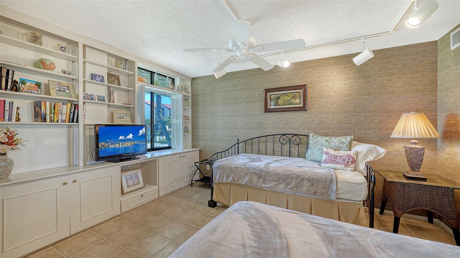 , LONGBOAT KEY, FL — photo 18