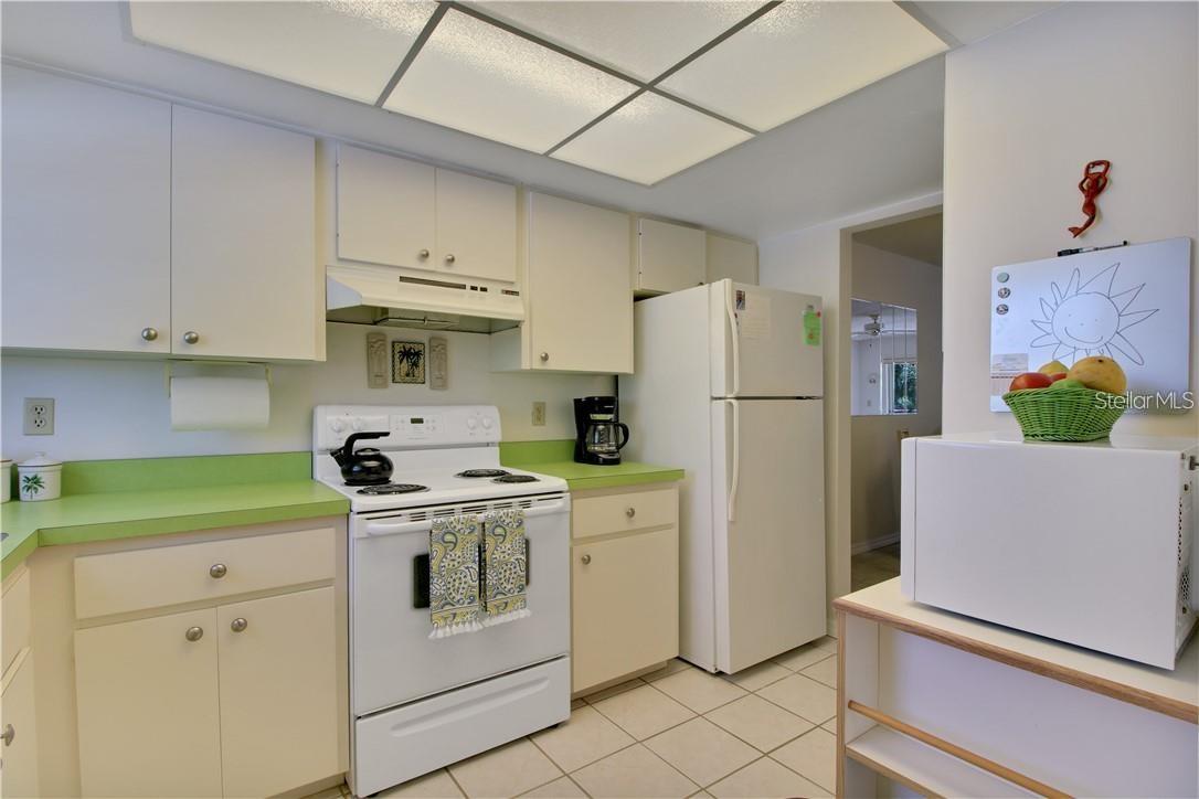 525 PARKDALE #525, VENICE, FL — photo 14
