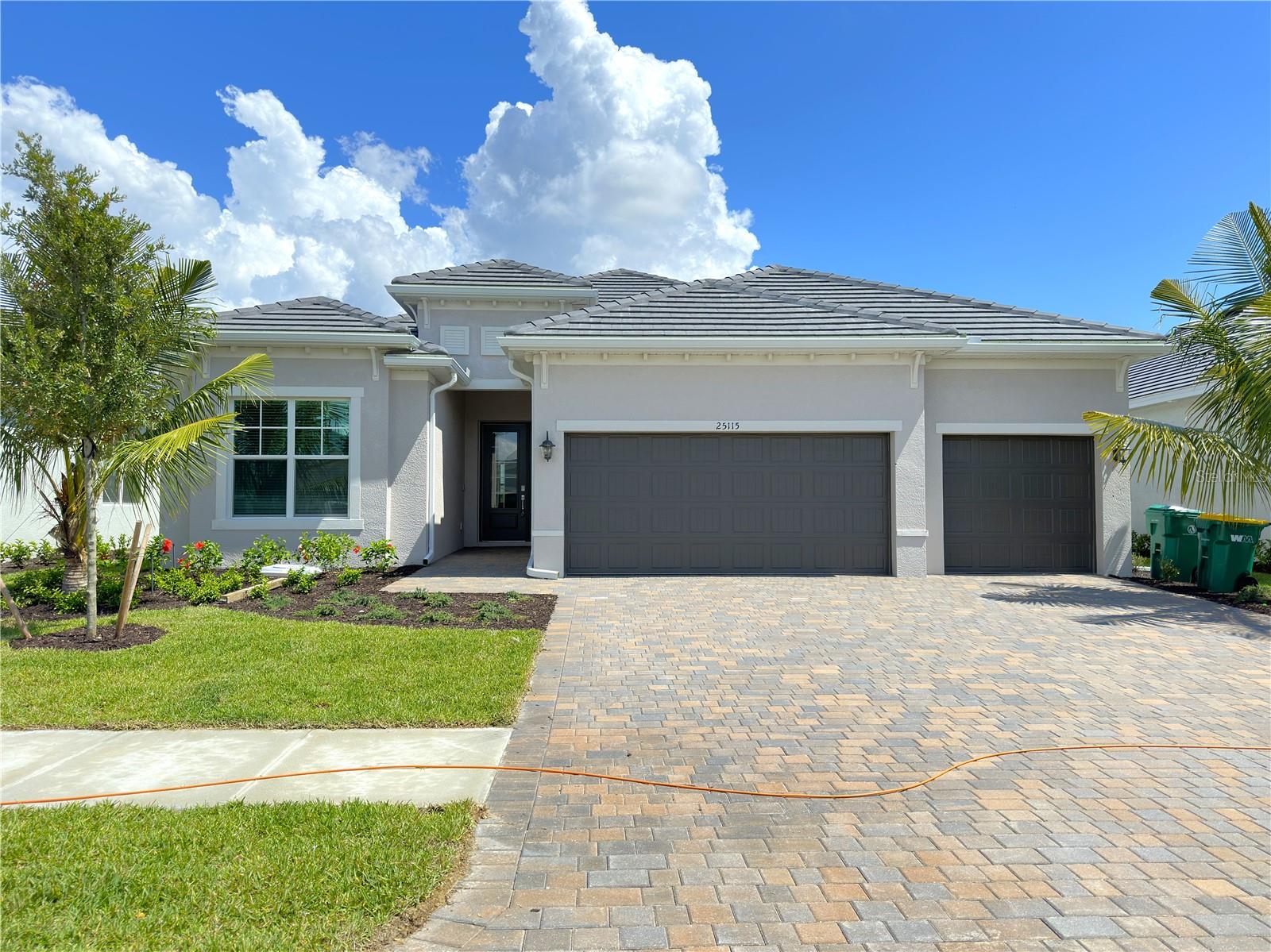 25115 LONGMEADOW DR, PUNTA GORDA, FL