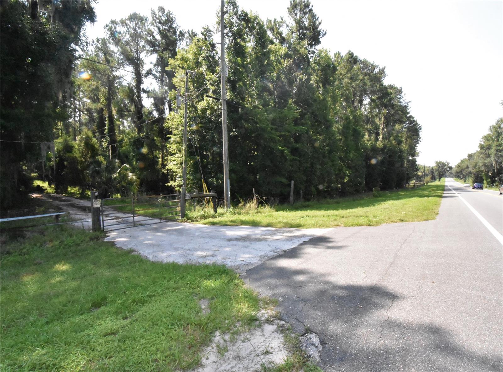 15208 SW WILLISTON RD, MICANOPY, FL — photo 43