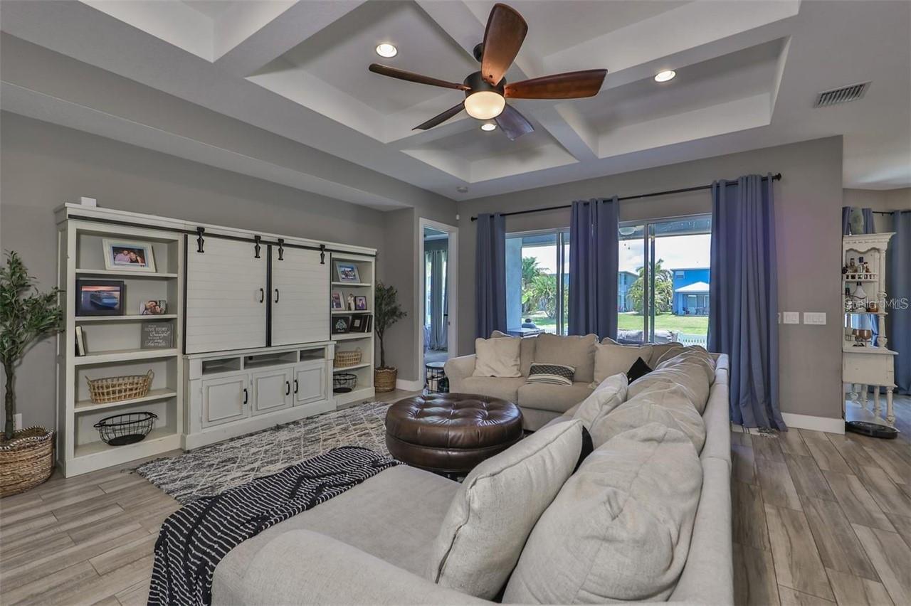 421 BAHAMA GRANDE BLVD, APOLLO BEACH, FL — photo 20