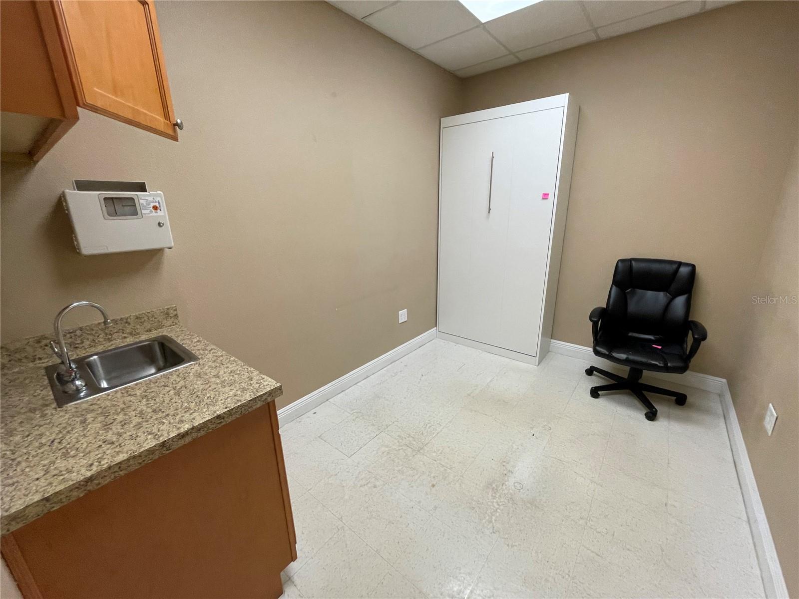757 HWY  466 #100, LADY LAKE, FL — photo 32