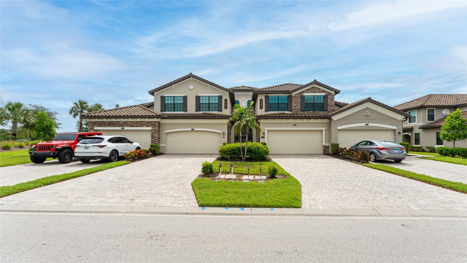 5805 WAKE FOREST RUN #103, LAKEWOOD RANCH, FL — photo 2