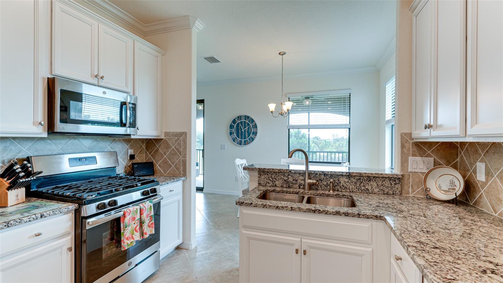 5805 WAKE FOREST RUN #103, LAKEWOOD RANCH, FL — photo 12