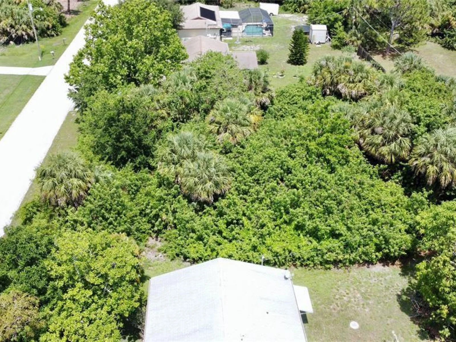 18311 VAN NUYS CIR, PORT CHARLOTTE, FL — photo 12
