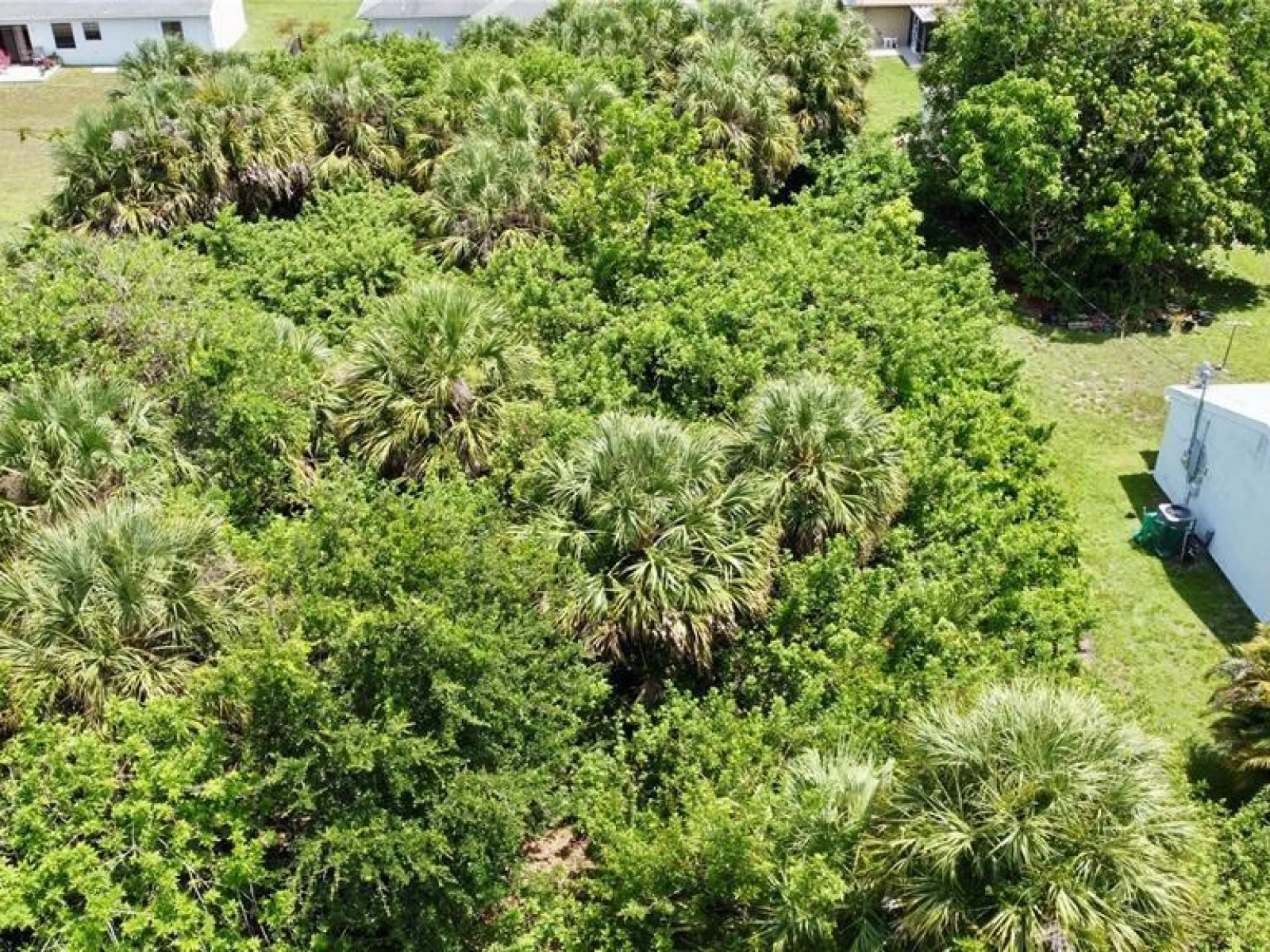 18311 VAN NUYS CIR, PORT CHARLOTTE, FL — photo 14
