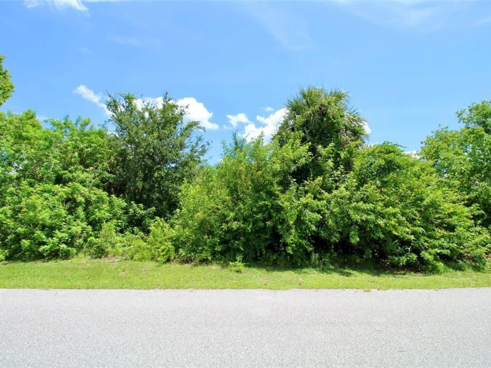 18311 VAN NUYS CIR, PORT CHARLOTTE, FL — photo 21