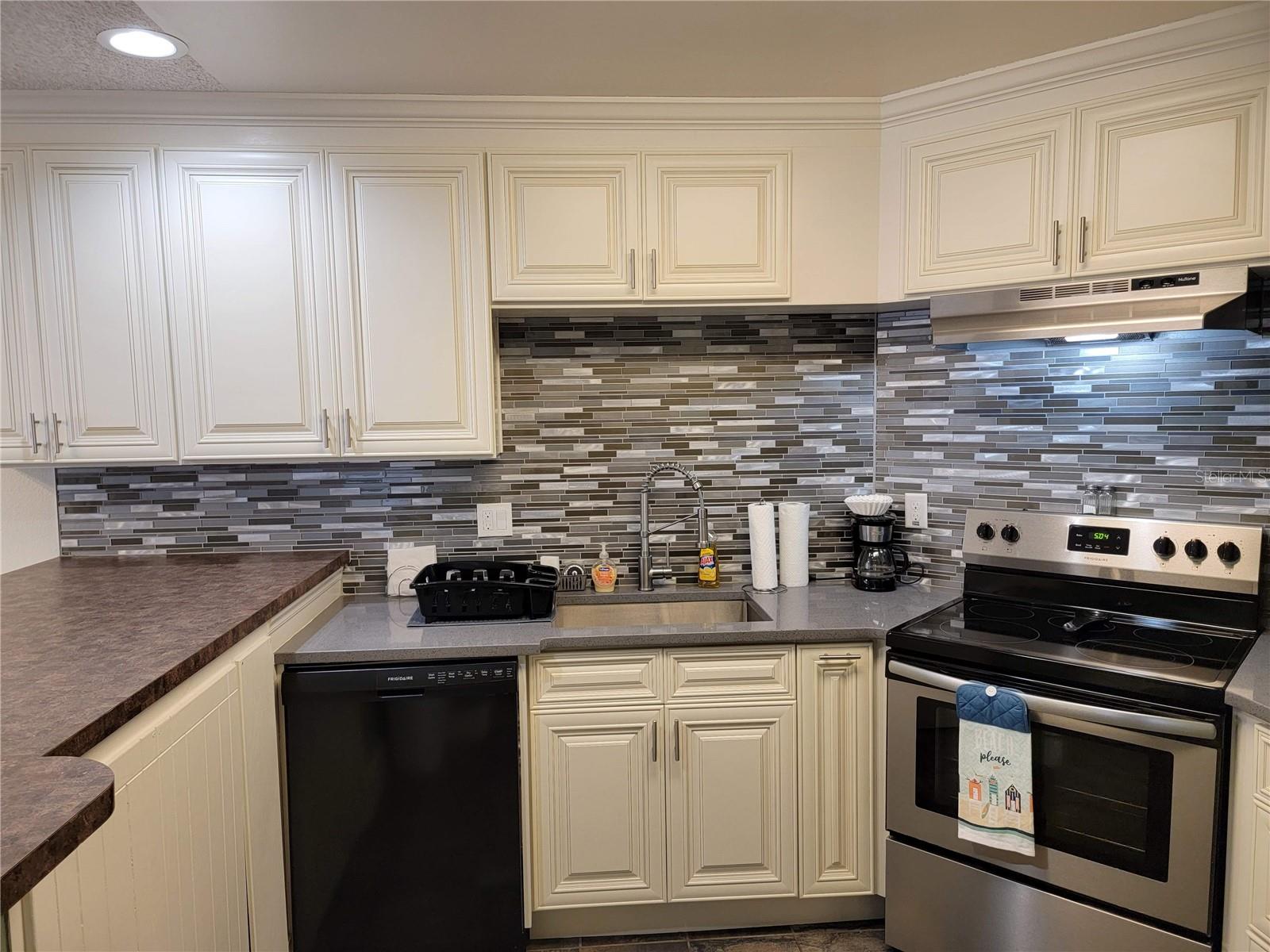 1515 PINELLAS BAYWAY S #38, TIERRA VERDE, FL — photo 13