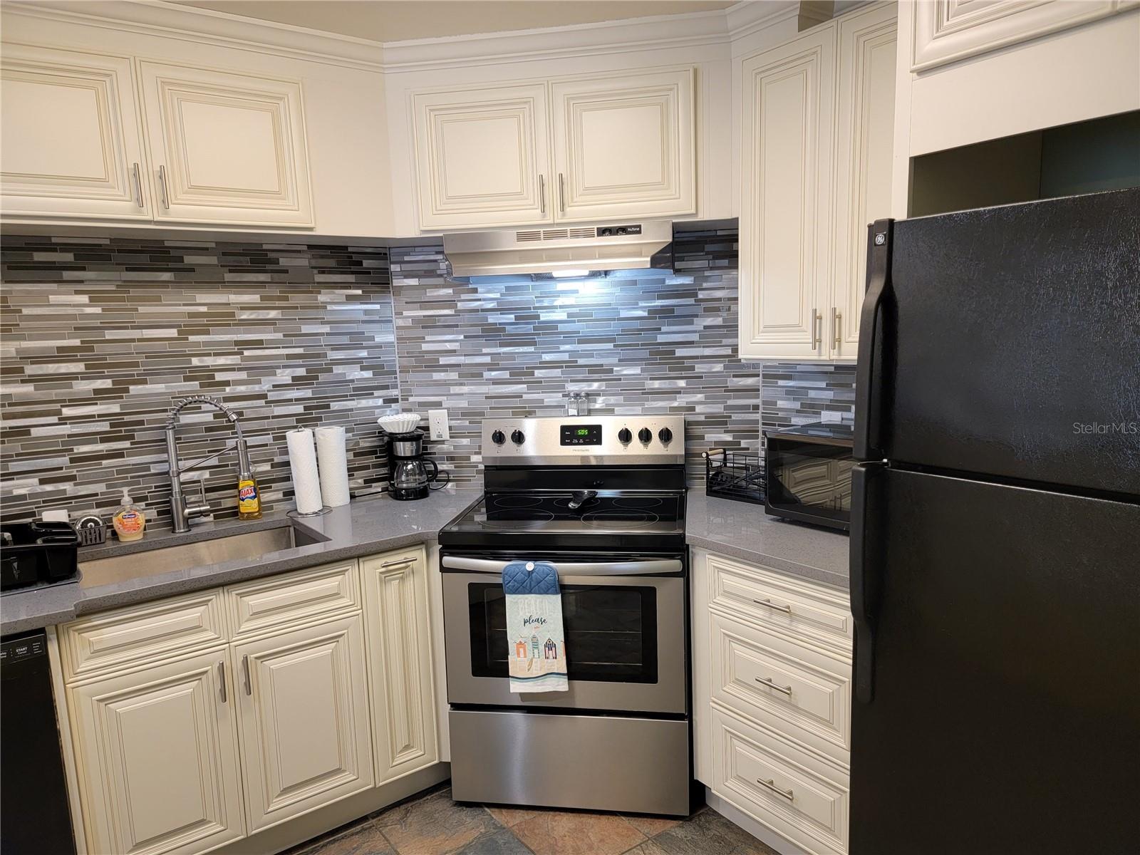 1515 PINELLAS BAYWAY S #38, TIERRA VERDE, FL — photo 14