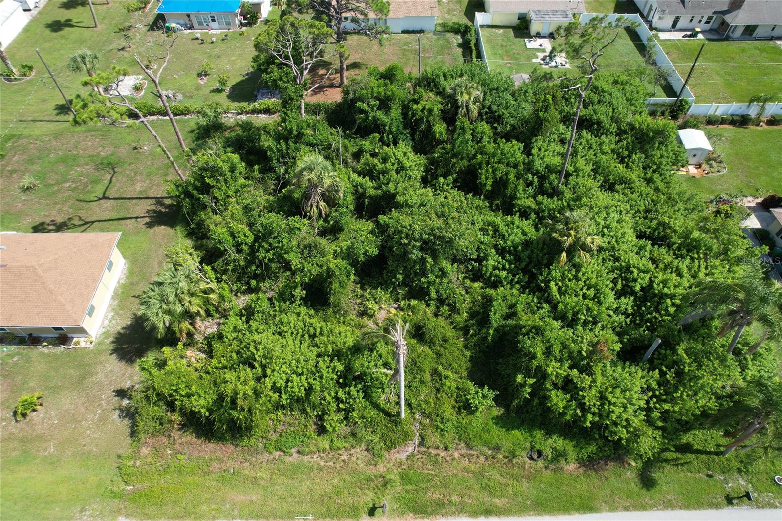 507 MERIDAN AVE NW, PORT CHARLOTTE, FL — photo 5