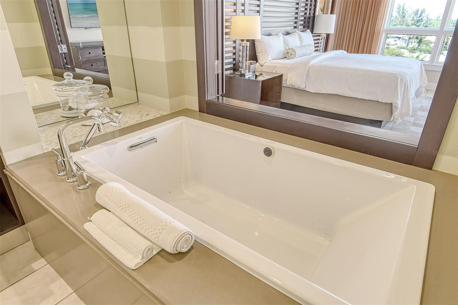 915 SEASIDE DR #312, Weeks 32-33, SARASOTA, FL — photo 25