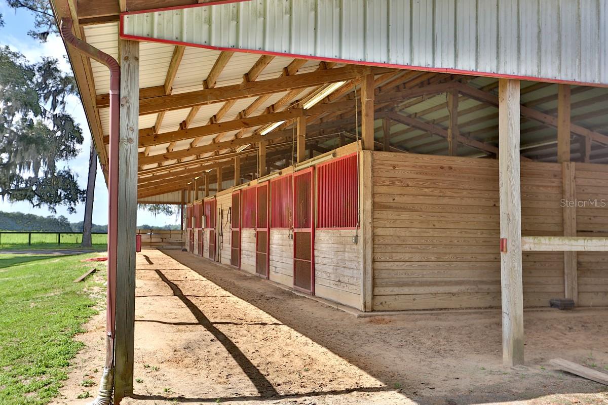 13450 NW GAINESVILLE RD, REDDICK, FL — photo 17