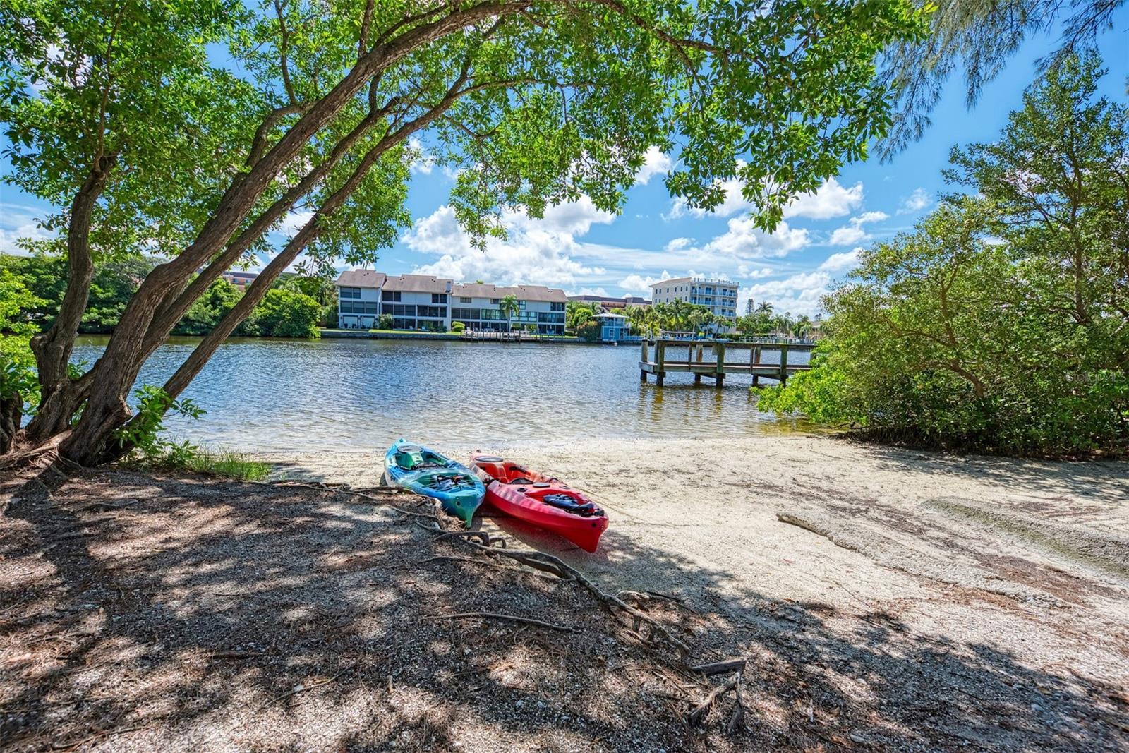 116 VISTA HERMOSA CIR #210C, SARASOTA, FL — photo 48
