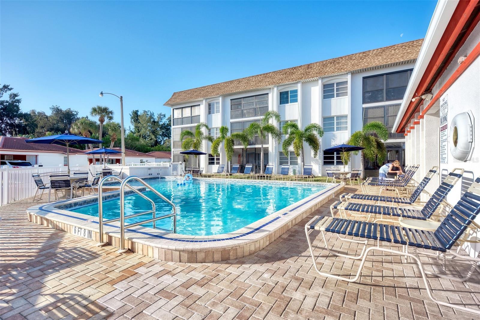 116 VISTA HERMOSA CIR #210C, SARASOTA, FL — photo 33