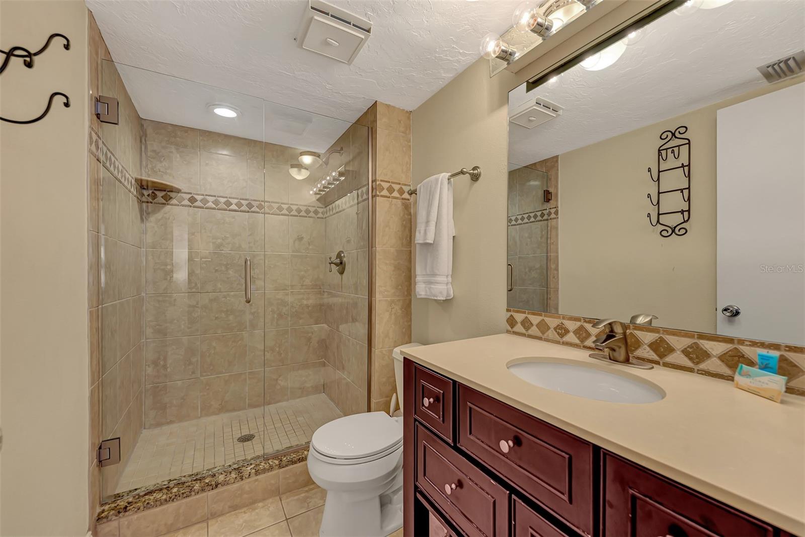 116 VISTA HERMOSA CIR #210C, SARASOTA, FL — photo 25