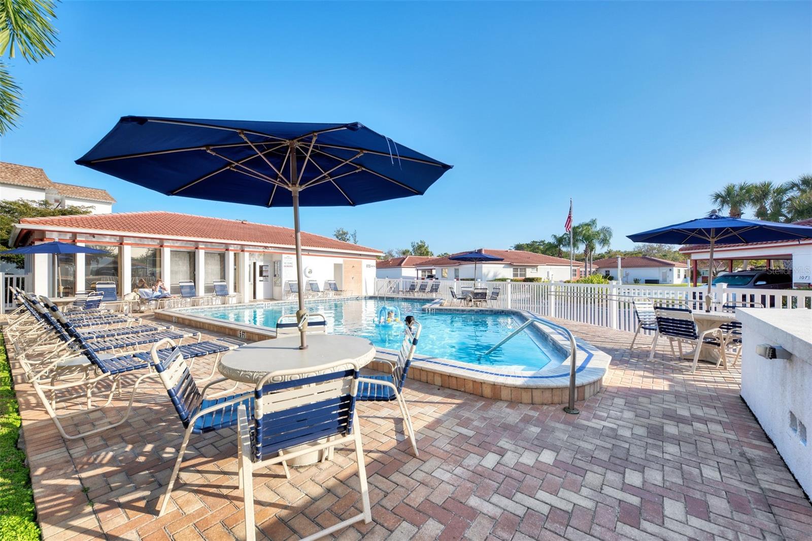 116 VISTA HERMOSA CIR #210C, SARASOTA, FL — photo 34