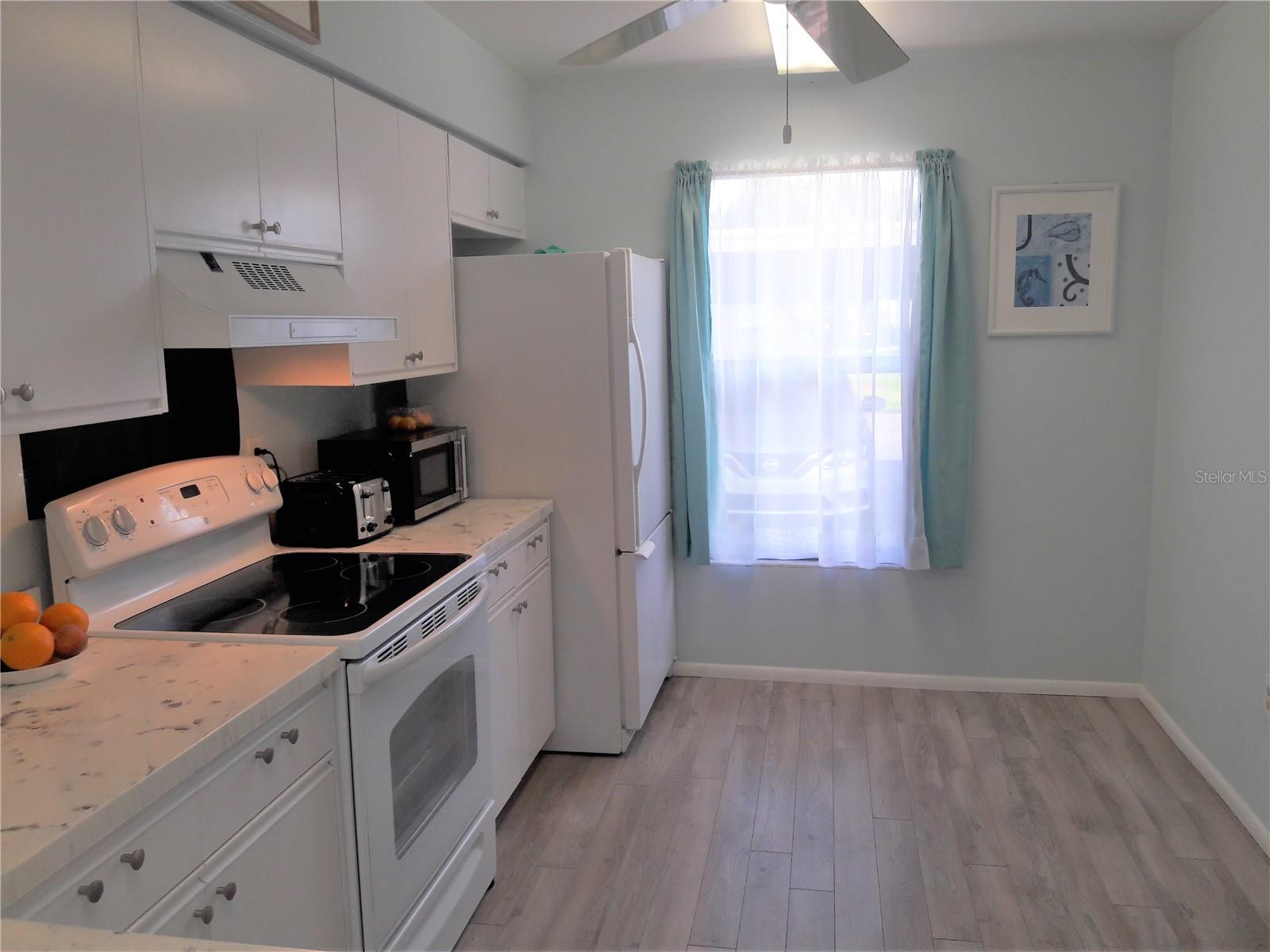 2713 60TH AVENUE DR W, BRADENTON, FL — photo 3