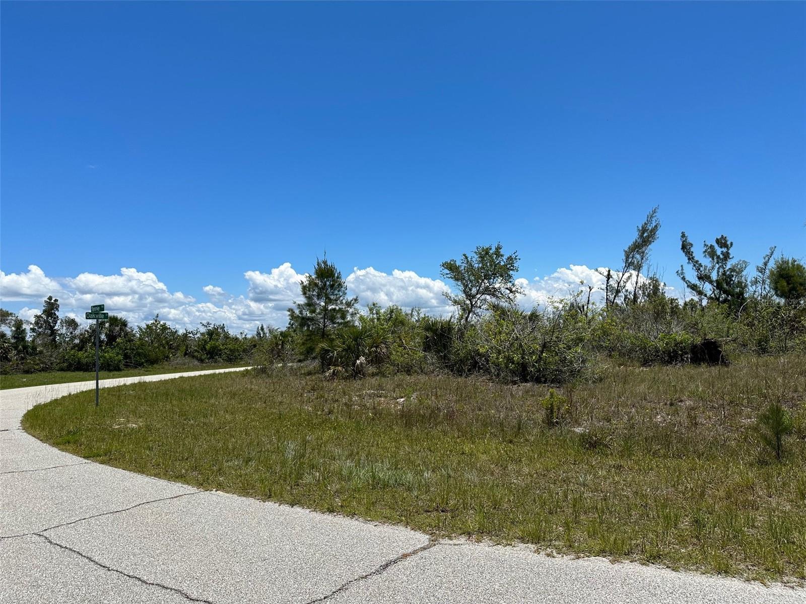 16285 RENNIE RD, PORT CHARLOTTE, FL