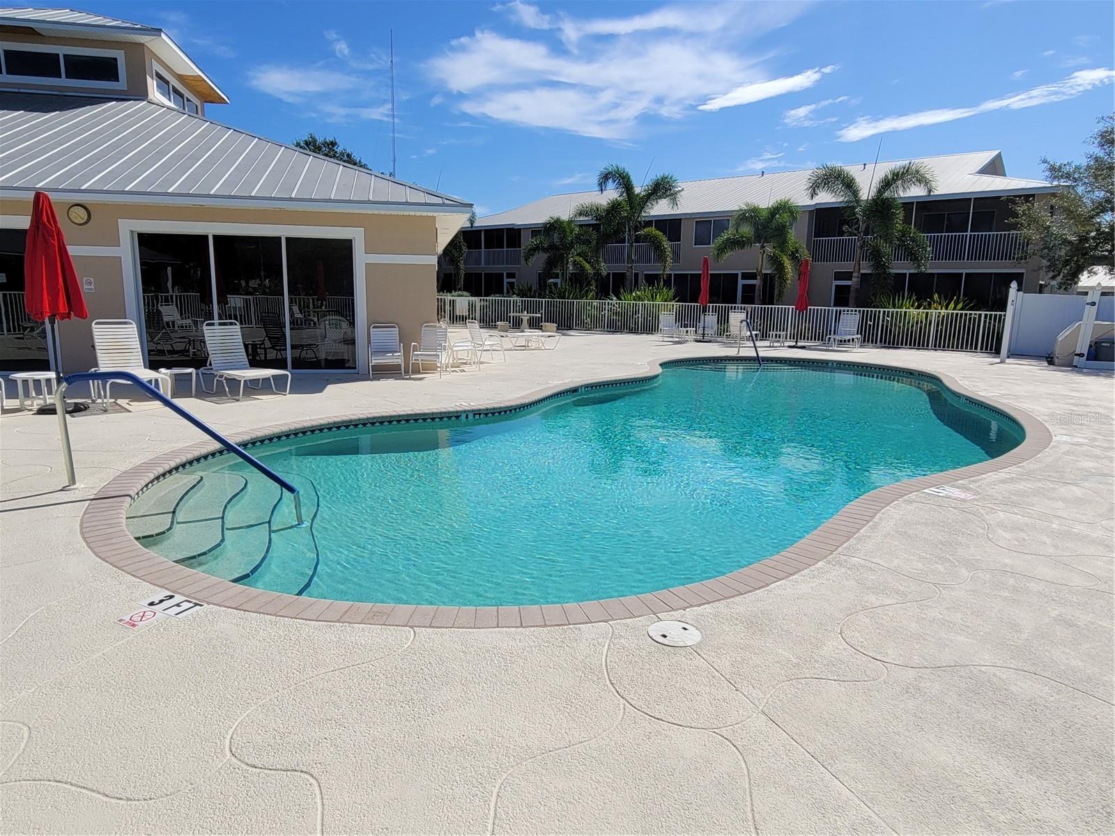 9550 FIDDLERS GREEN CIR #105, ROTONDA WEST, FL — photo 2