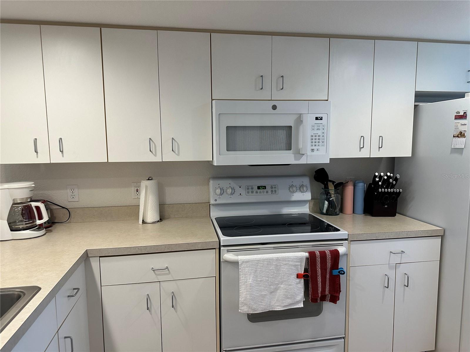 9550 FIDDLERS GREEN CIR #105, ROTONDA WEST, FL — photo 5