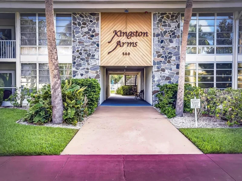 500 S WASHINGTON DR #24B, SARASOTA, FL