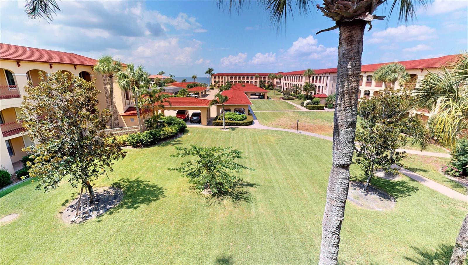 1 COLONY POINT DR #5C, PUNTA GORDA, FL — photo 32