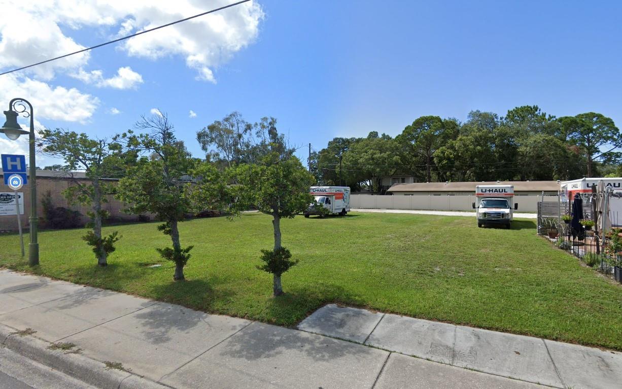 101 CLEARWATER-LARGO RD, LARGO, FL