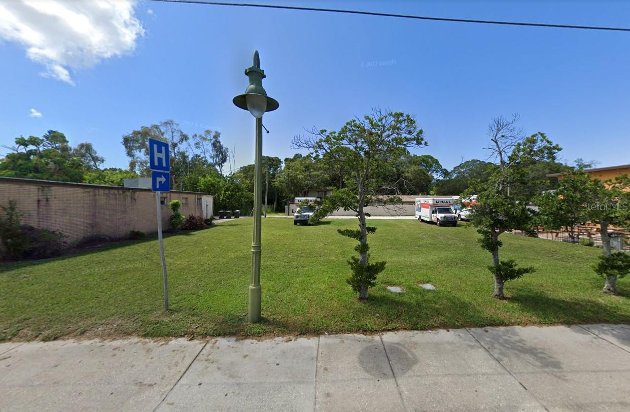 101 CLEARWATER-LARGO RD, LARGO, FL — photo 2