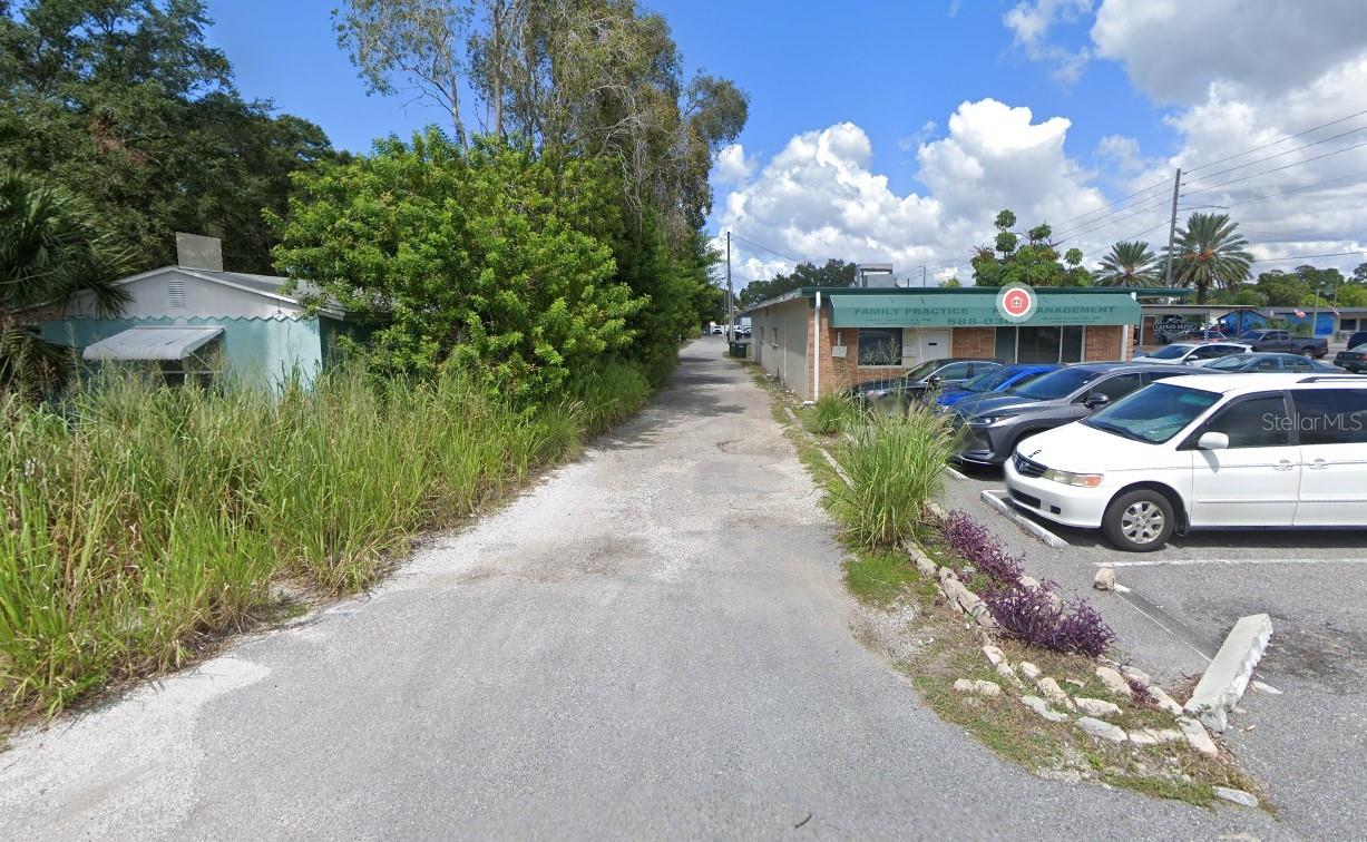 101 CLEARWATER-LARGO RD, LARGO, FL — photo 5