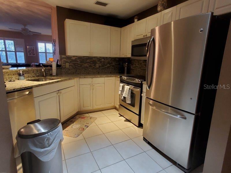 255 W END DR #4302, PUNTA GORDA, FL — photo 11