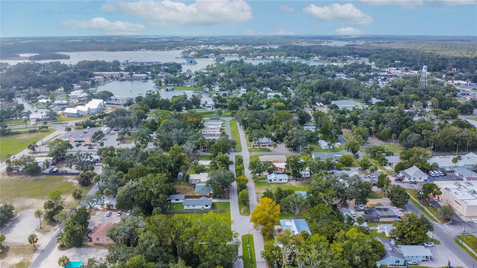 464 NE 2ND ST, CRYSTAL RIVER, FL — photo 24