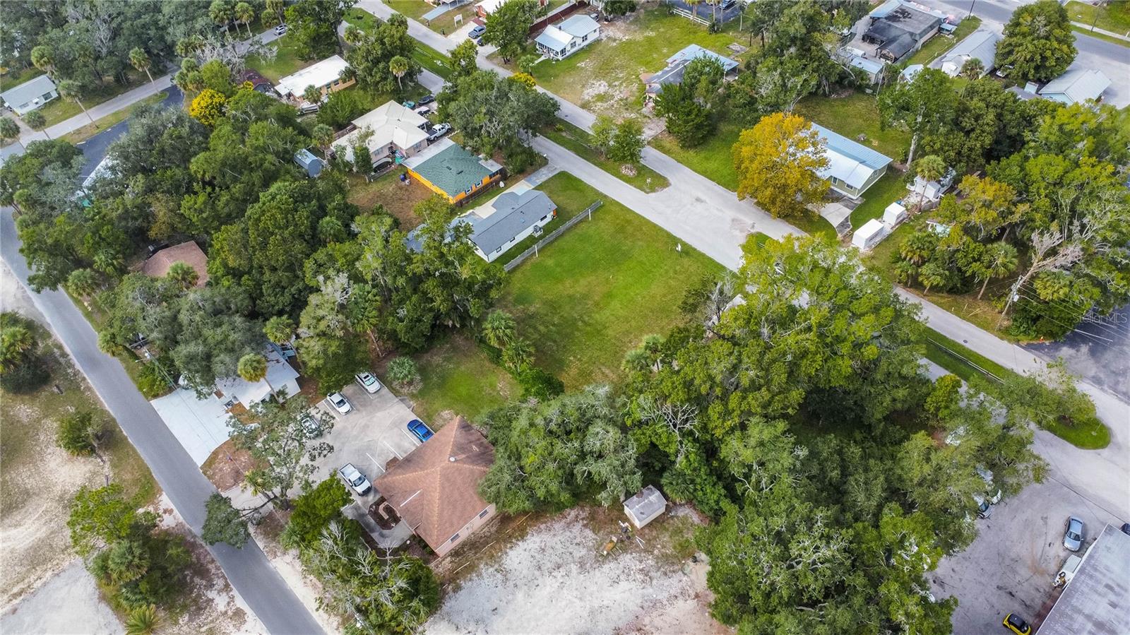 464 NE 2ND ST, CRYSTAL RIVER, FL — photo 27