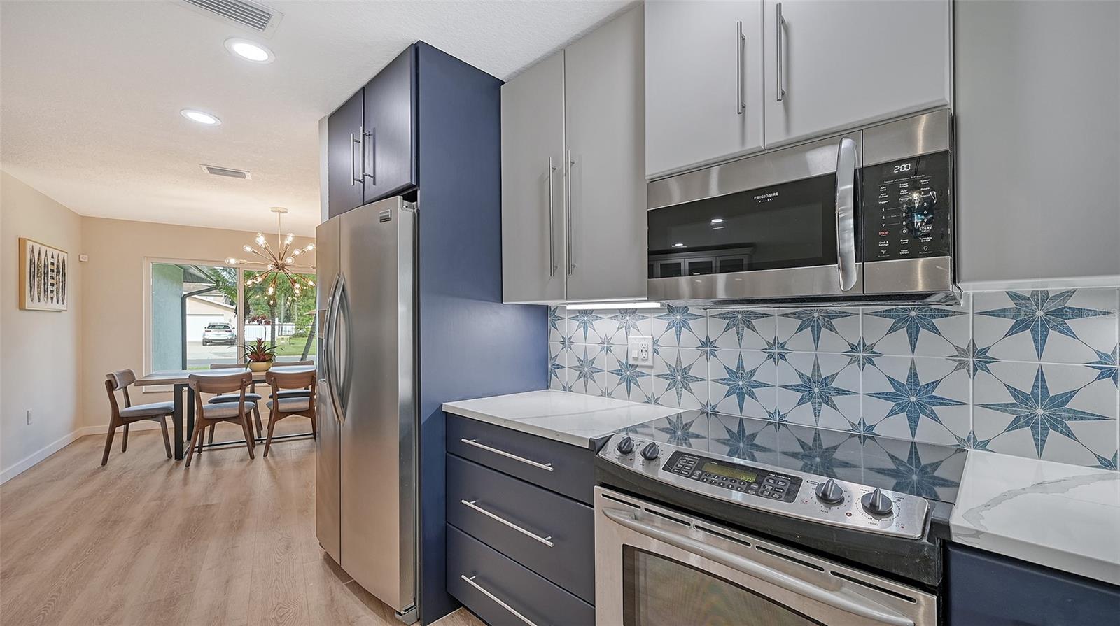 3924 HELENE ST, SARASOTA, FL — photo 24