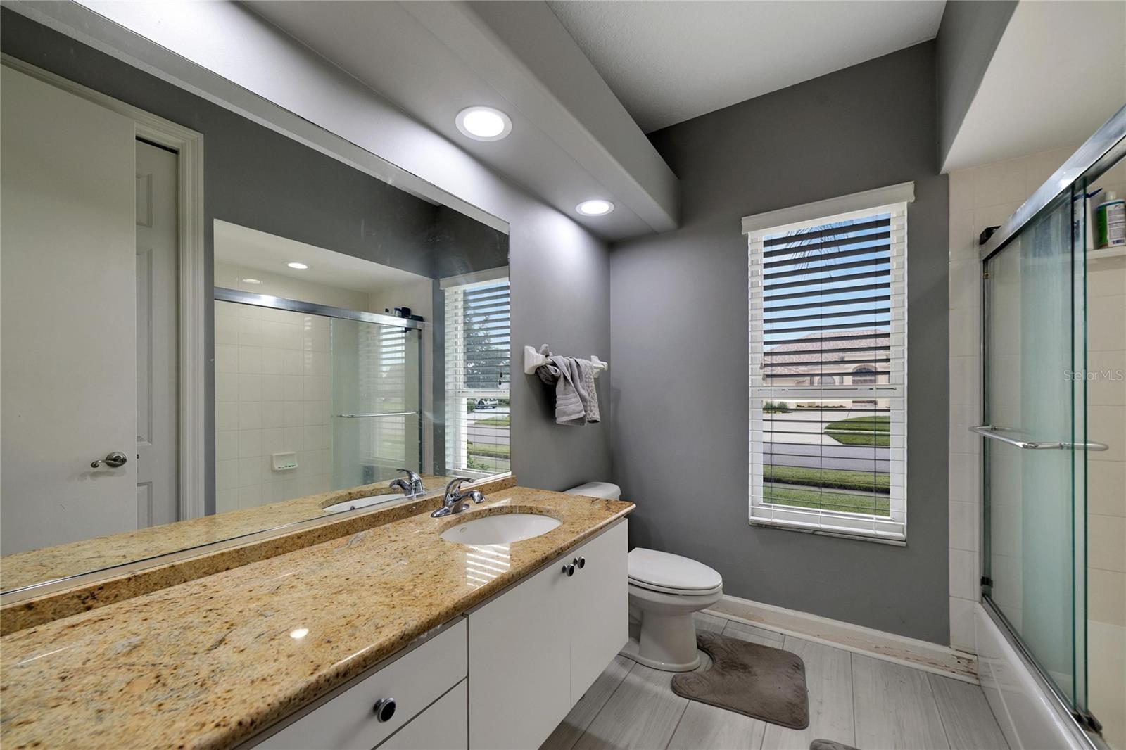 10301 MANTA WAY, TAMPA, FL — photo 16