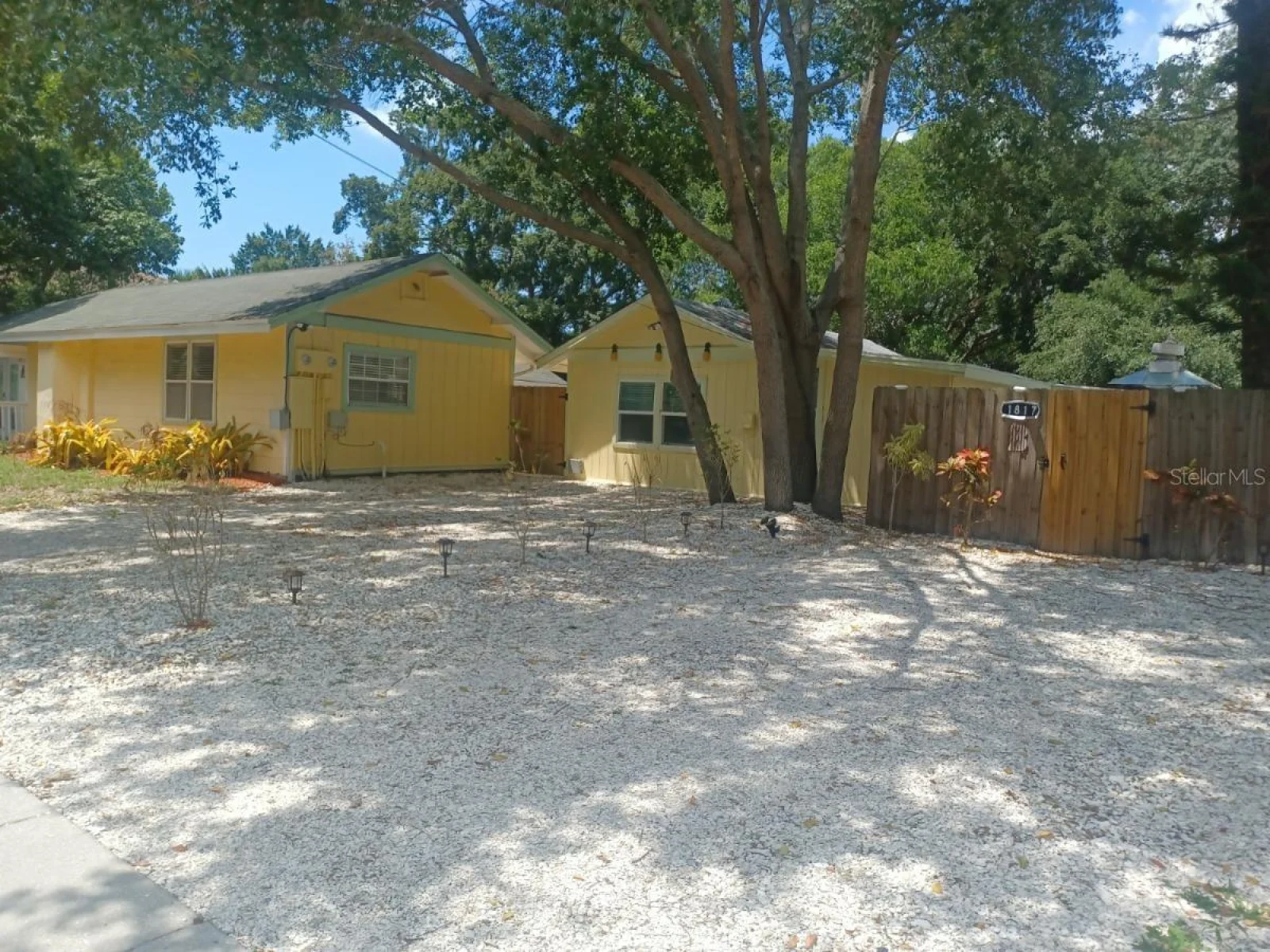1817 IVANHOE ST #A&B, SARASOTA, FL — photo 2