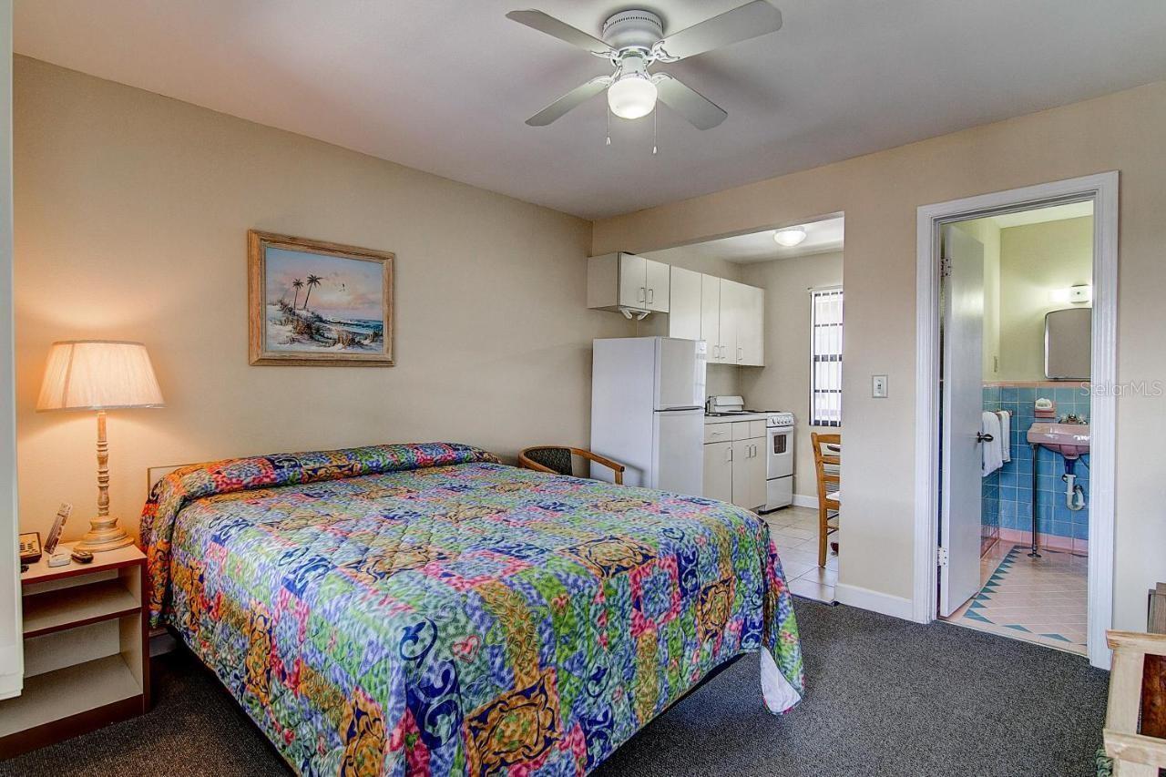 653 MANDALAY AVE, CLEARWATER, FL — photo 3