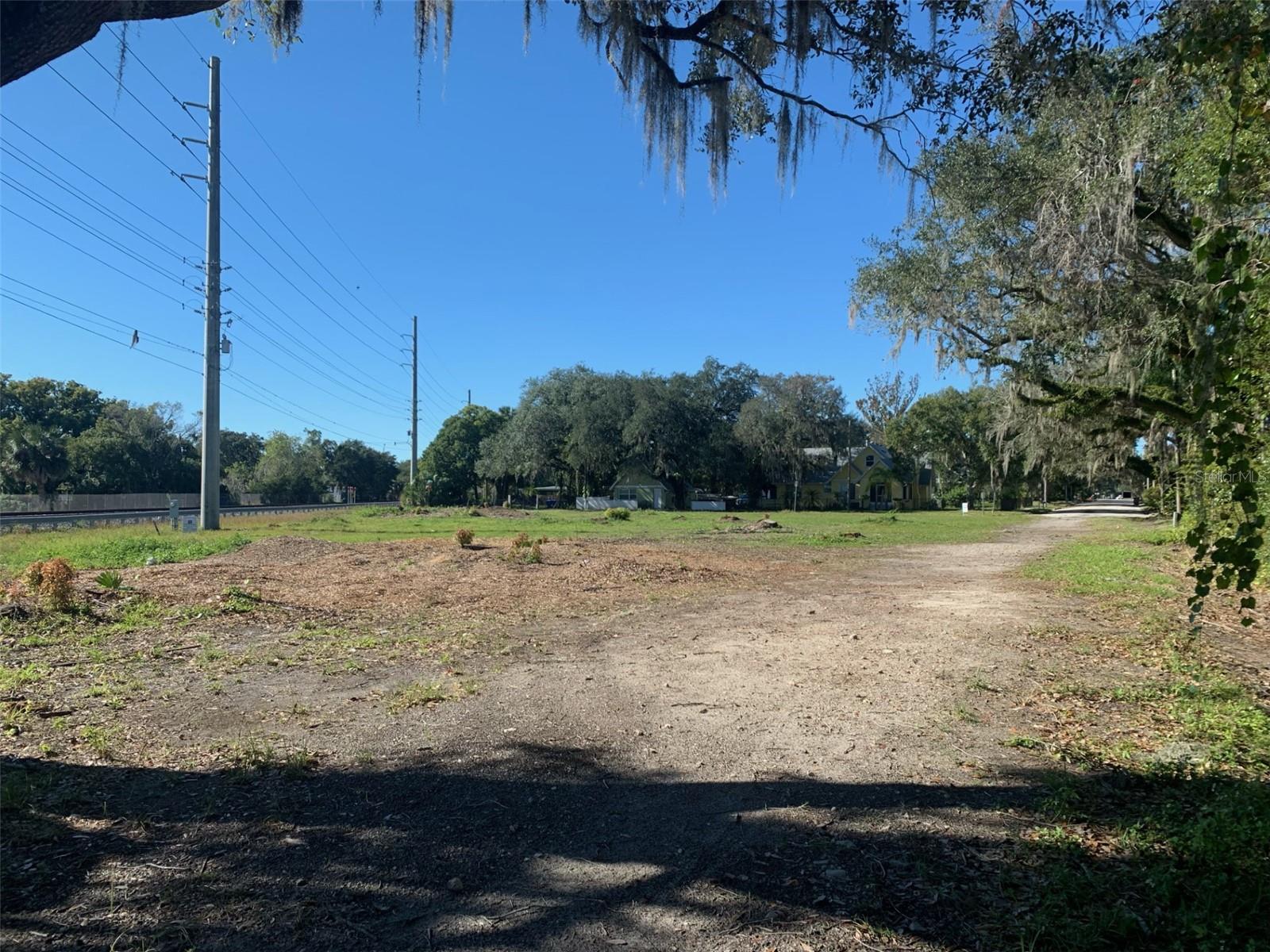 S VERNON AVE, KISSIMMEE, FL