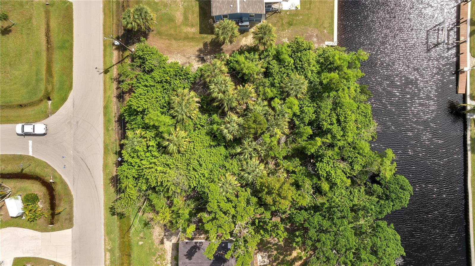 727 MARLIN DR, PUNTA GORDA, FL — photo 5