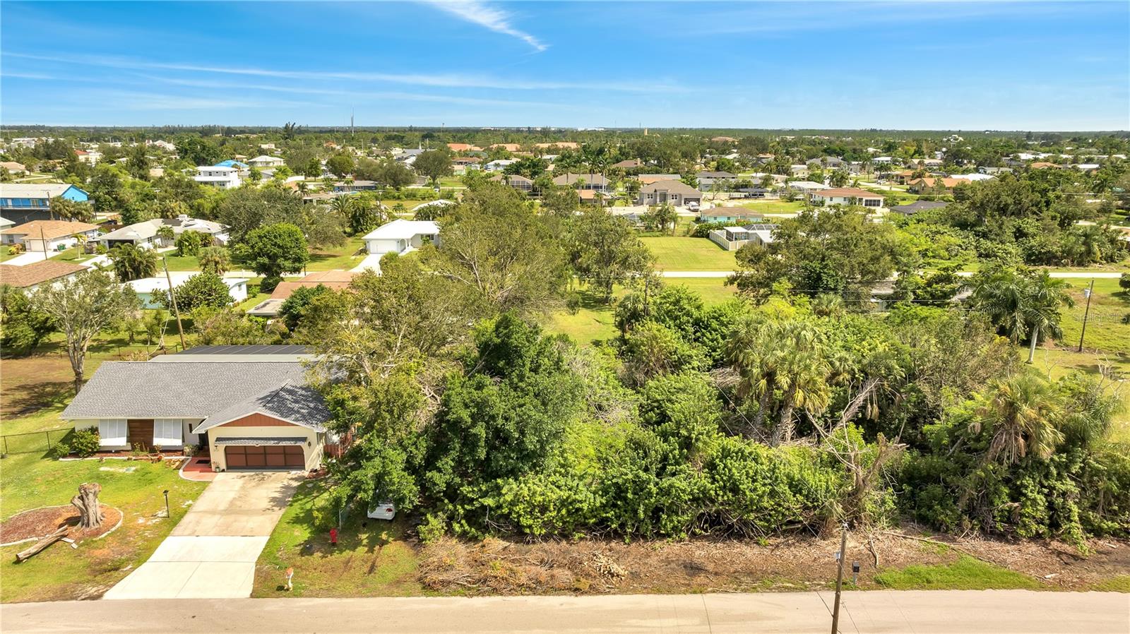 2720 POINCIANA CT, PUNTA GORDA, FL