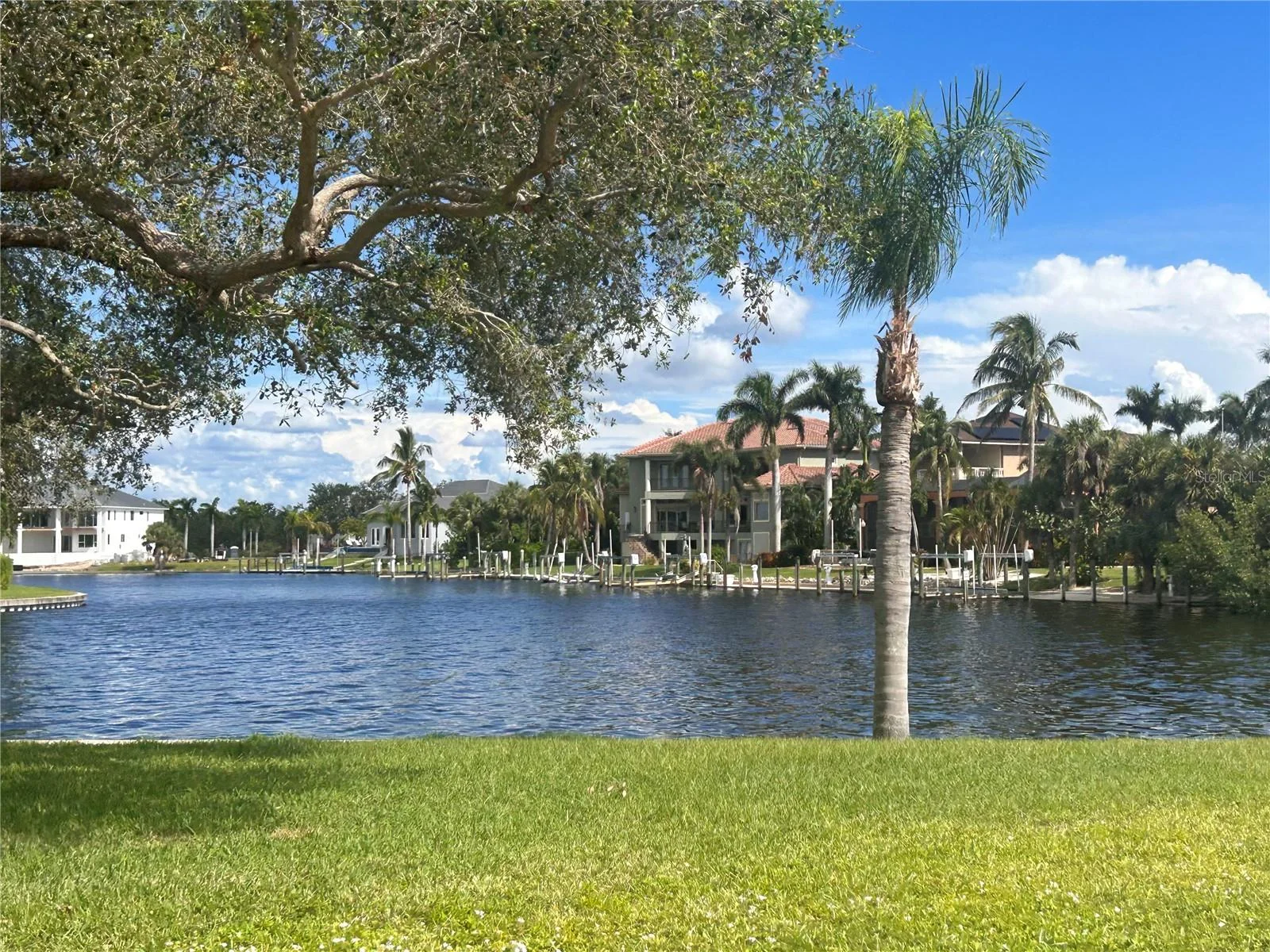 143 CREEK DR SE, PORT CHARLOTTE, FL — photo 6