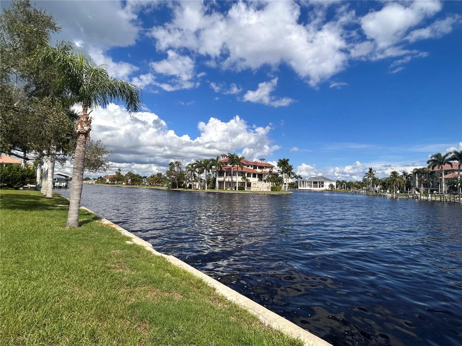 143 CREEK DR SE, PORT CHARLOTTE, FL — photo 11
