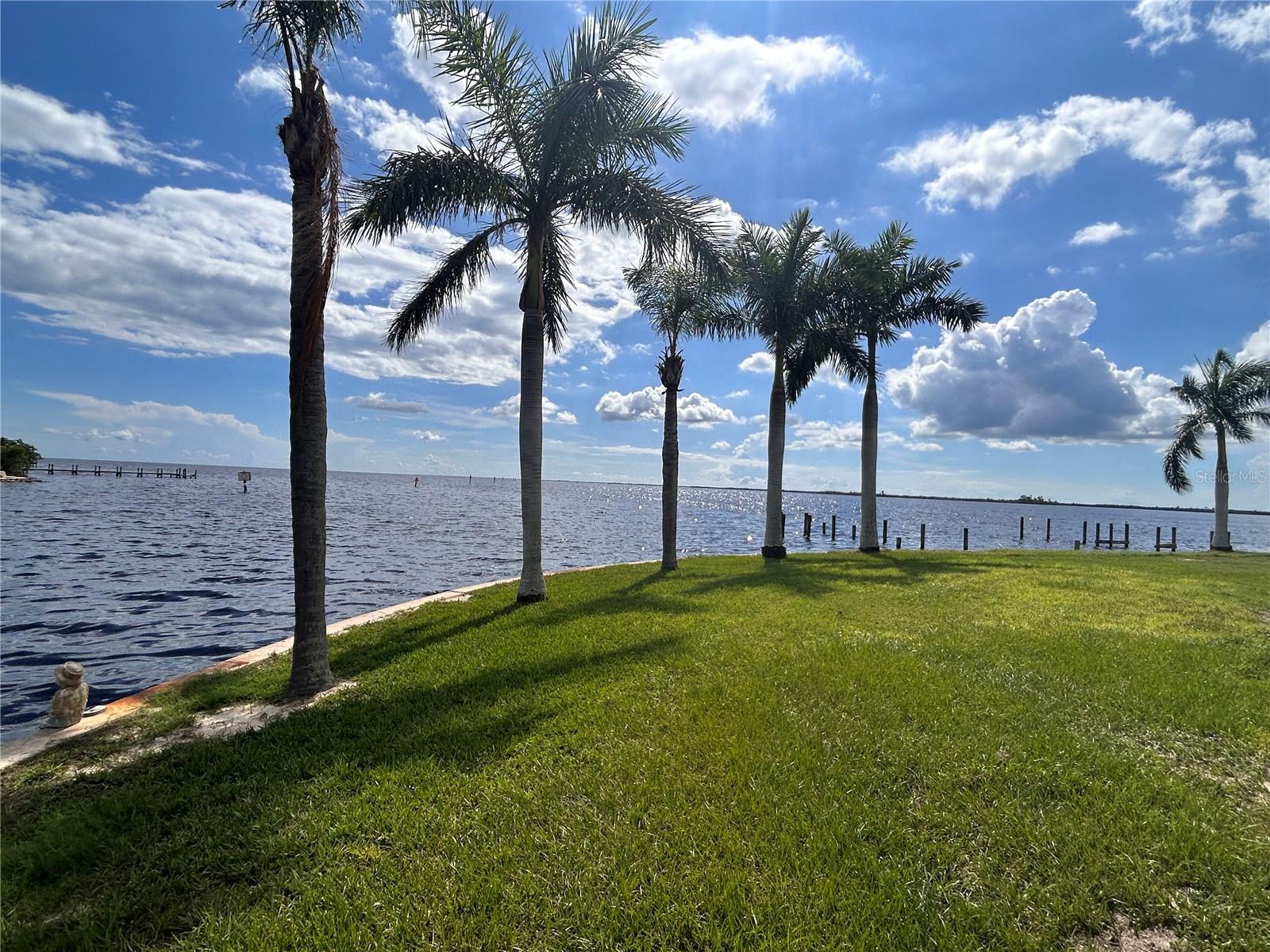 143 CREEK DR SE, PORT CHARLOTTE, FL — photo 15