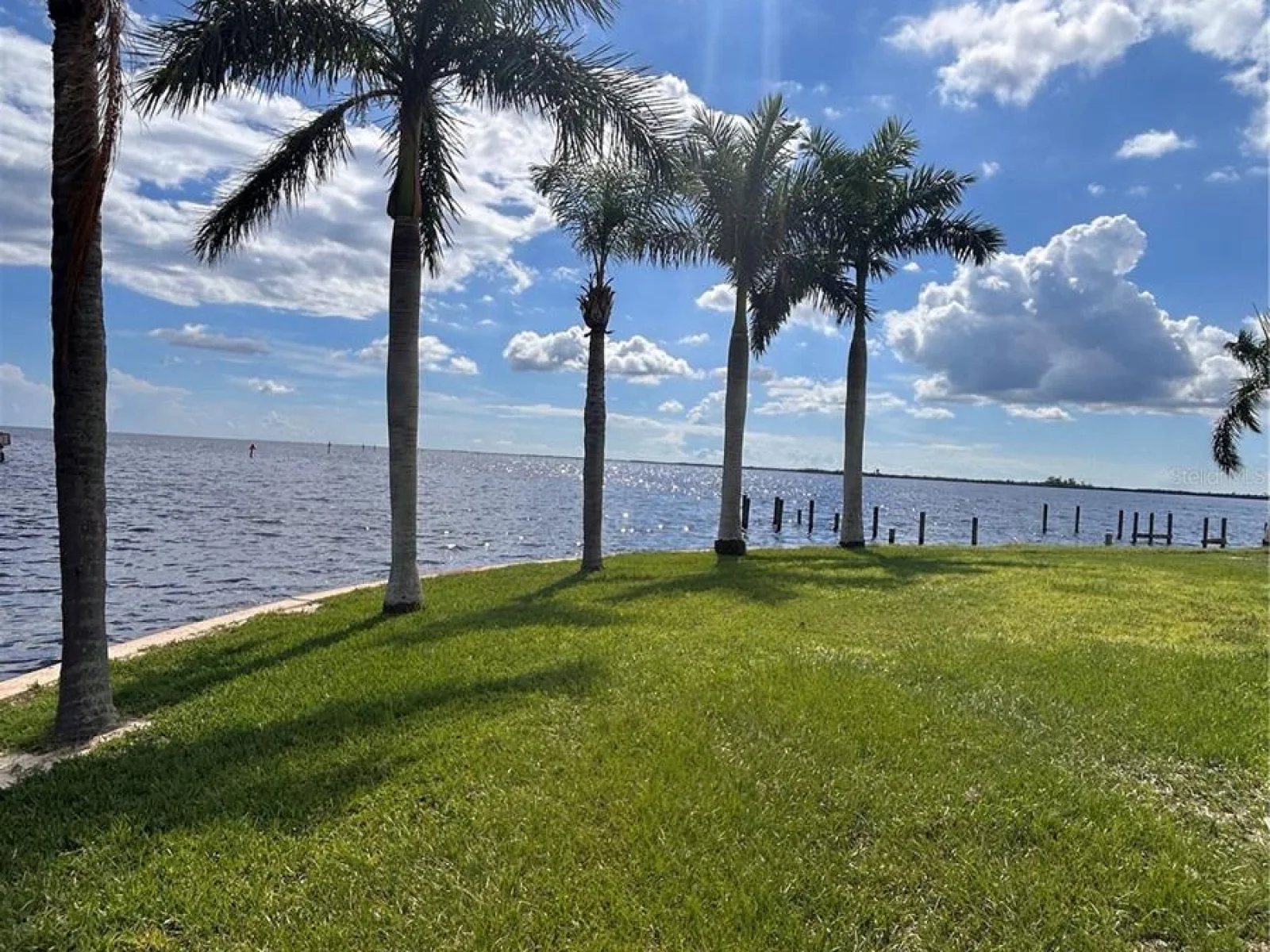 143 CREEK DR SE, PORT CHARLOTTE, FL — photo 17