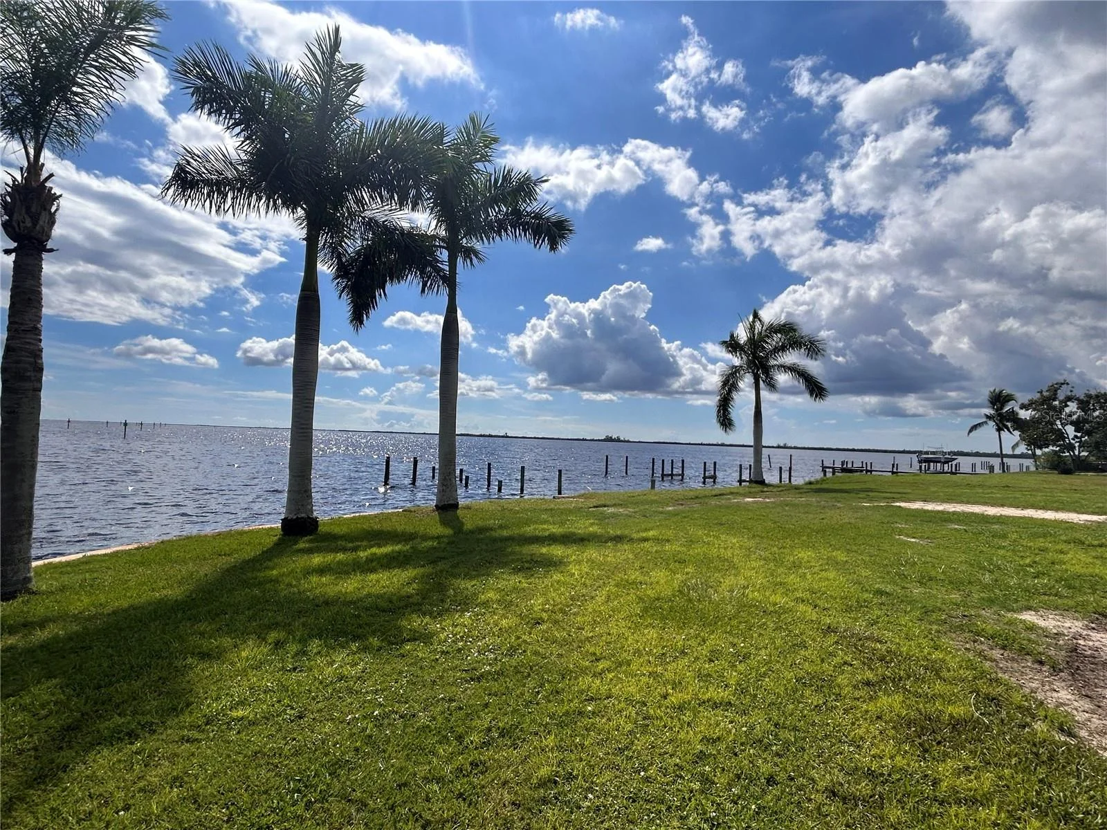 143 CREEK DR SE, PORT CHARLOTTE, FL — photo 28