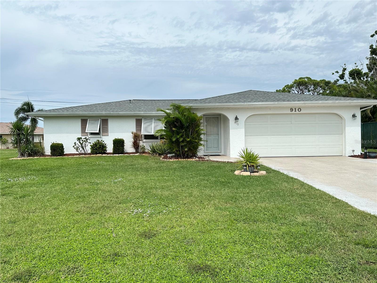 910 CAPLES ST, ENGLEWOOD, FL — photo 4